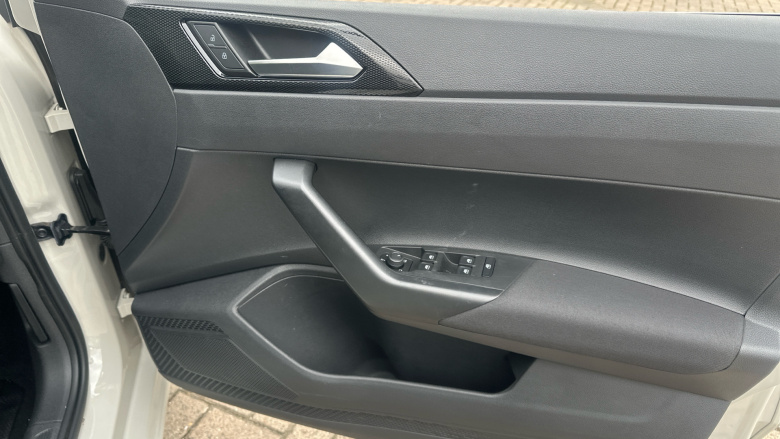 Volkswagen Polo 1.0 TSI Life 5dr Petrol Hatchback